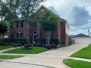 Building Photo - 26226 Bright Dawn Ct