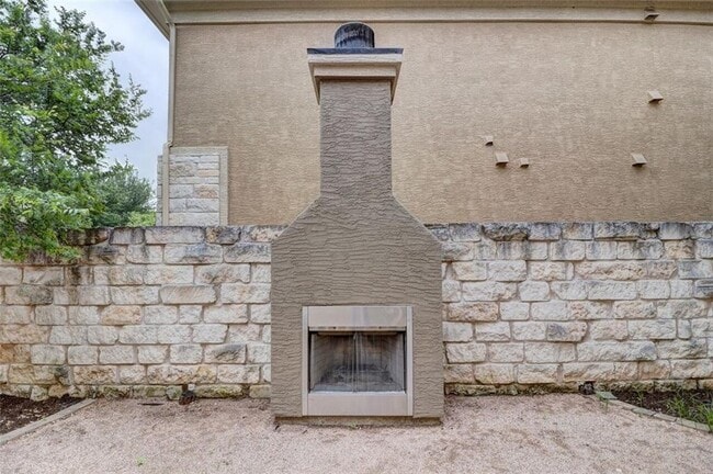 Building Photo - 3406 Menchaca Rd