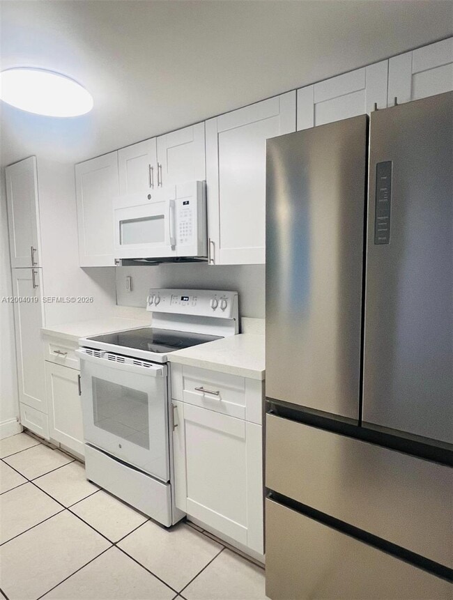 Building Photo - 7075 NW 186th St
