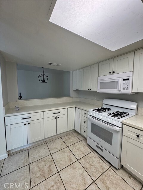 Foto del edificio - 68711 Cedar Rd