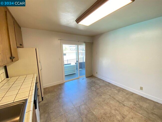 Building Photo - 2145 Donald Dr