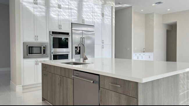 Building Photo - 17179 Ludovica Ln