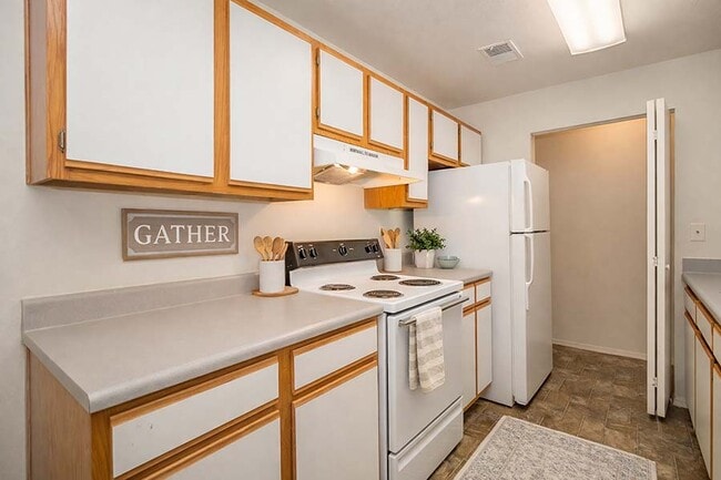 Foto del edificio - Westfield Apartment Homes