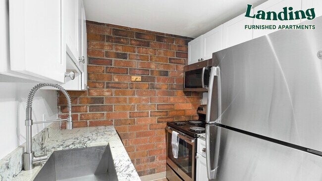 Building Photo - 98 Cold Spring Rd