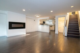 Building Photo - 1614 15th St NW