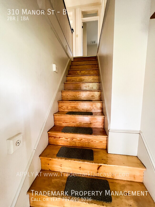 Building Photo - Nice 2nd Floor Apartment