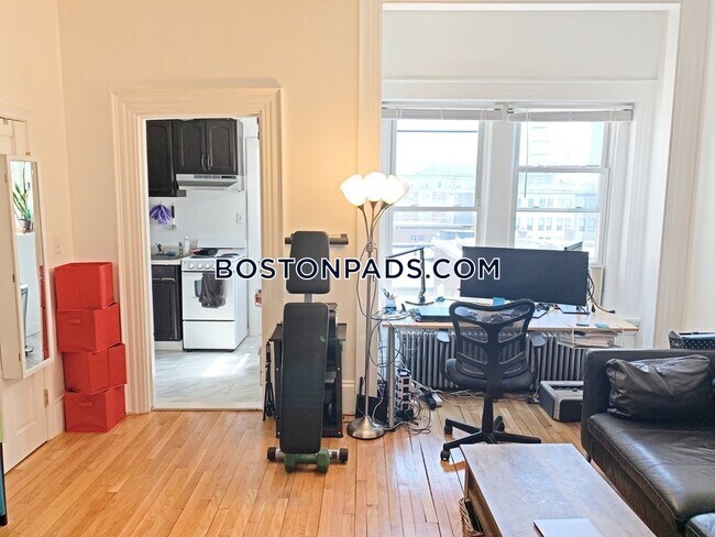 Foto del edificio - 465 Park Dr