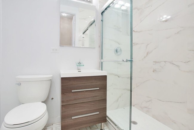 Foto del edificio - 355 E 62nd St
