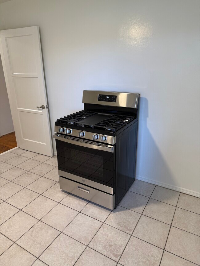 Foto del edificio - 10913 Camarillo St