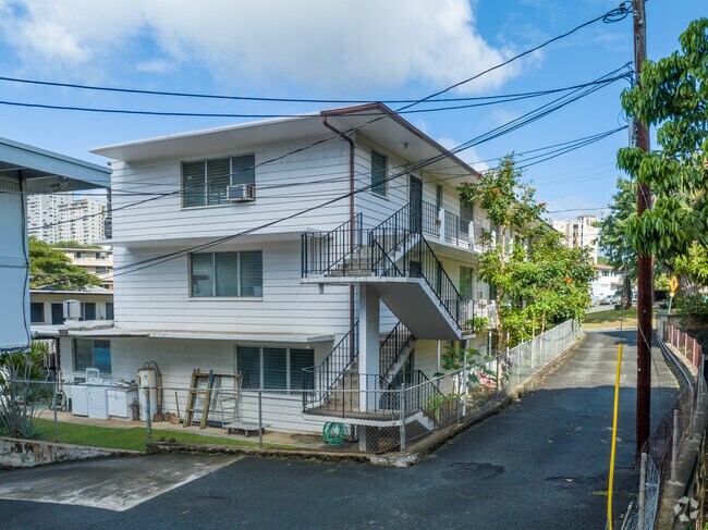 Foto del edificio - 1651 Mott-Smith Dr