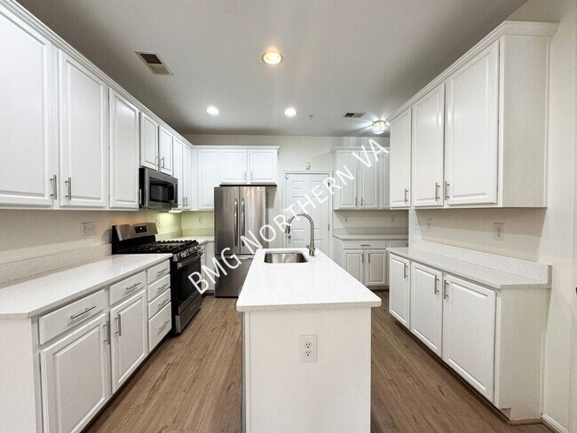 Foto del edificio - 9508 Walker Way