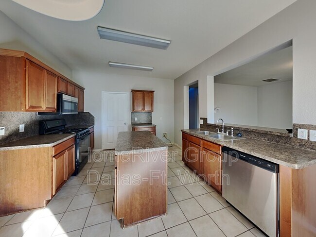 Building Photo - 5841 Show Master Ln