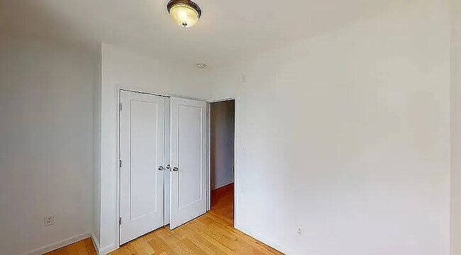 Foto del edificio - 932 Seneca Ave
