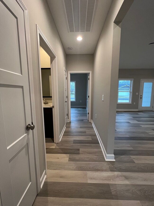 Building Photo - New Construction three bedroom in Plum Spr...