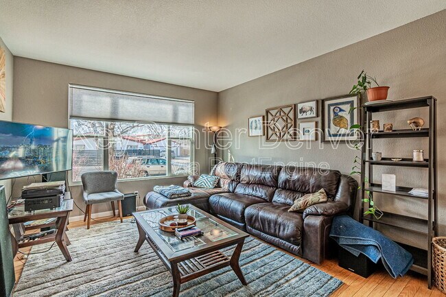 Foto del edificio - 1716 Depew St