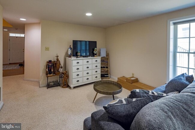 Building Photo - 3945 Kathryn Jean Ct