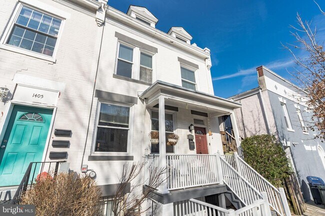 Foto del edificio - 1403 Perry Pl NW