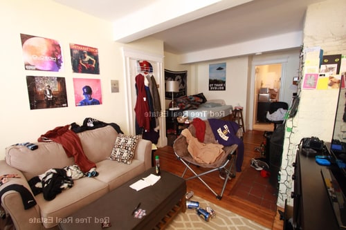 Building Photo - bedroom in Boston MA 02114