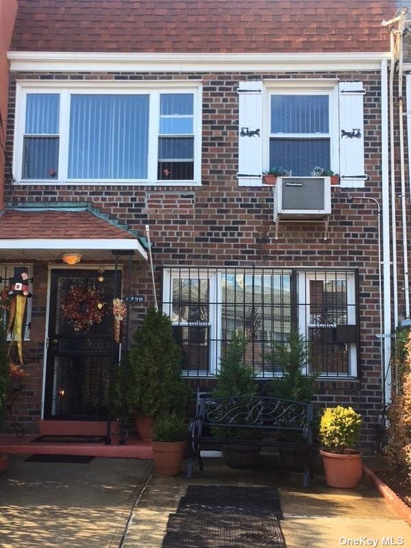 4720 213th St, Queens, NY 11361 Townhome Rentals in Queens NY