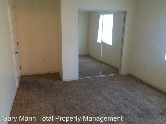 Building Photo - 2 br, 2 bath House - 930 Alderwood Drive #A