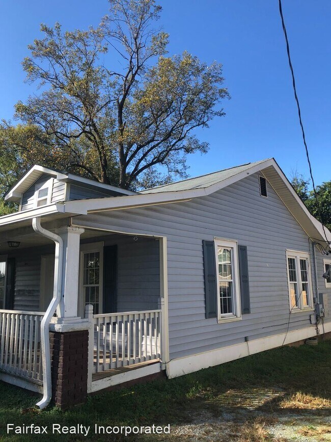 Building Photo - 3 br, 1 bath House - 1104 Moreland Ave