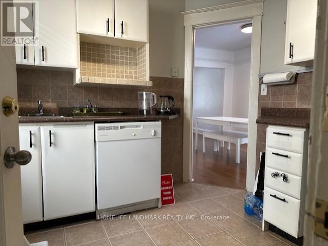 Building Photo - 928 Greenwood Ave