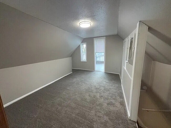 Foto del edificio - 1233 Williams St