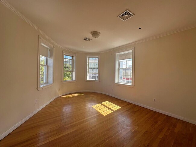 Foto del edificio - 14 Quincy St