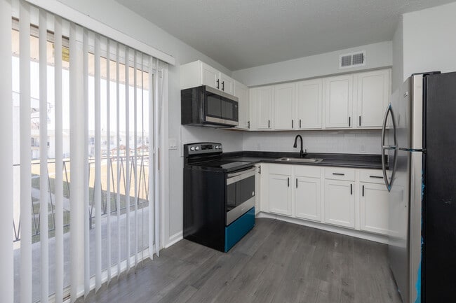 Foto del edificio - Christiana Pointe Apartments