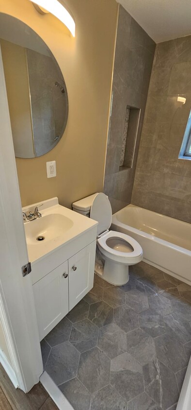 Foto principal - 4523 Old Branch Ave