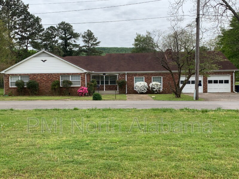 Primary Photo - 148 Maple Blvd