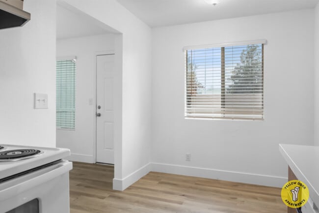 Foto del edificio - 3112 Denver Ave