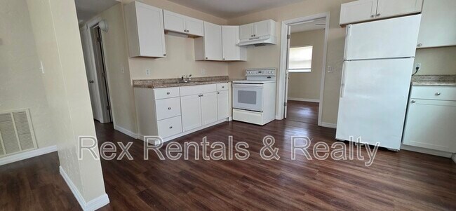 Foto del edificio - 4722 12th Ave S