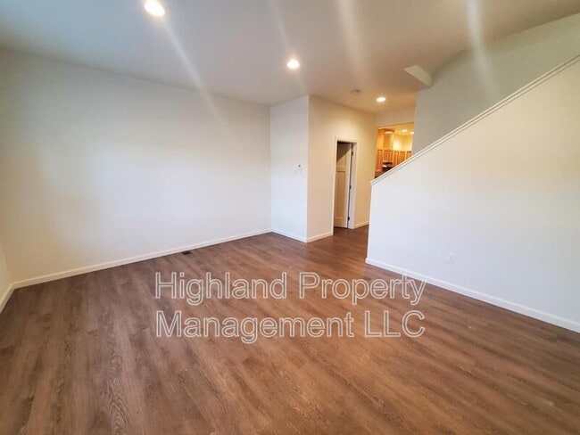 Foto del edificio - 504 NE Stadium Way