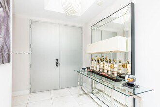Building Photo - 16051 Collins Ave