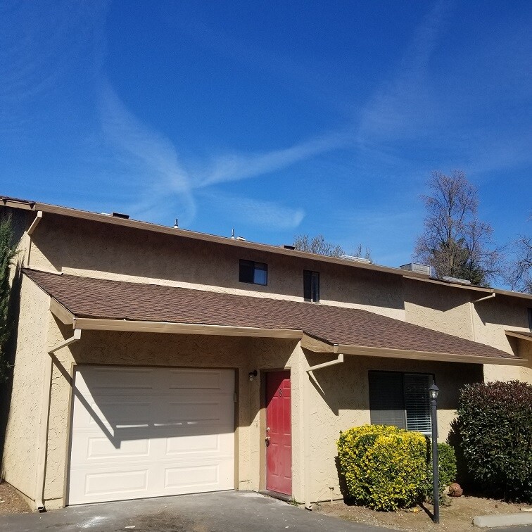 2805 Morseman Ave Unit 4, Chico, CA 95973 Apartment for Rent in