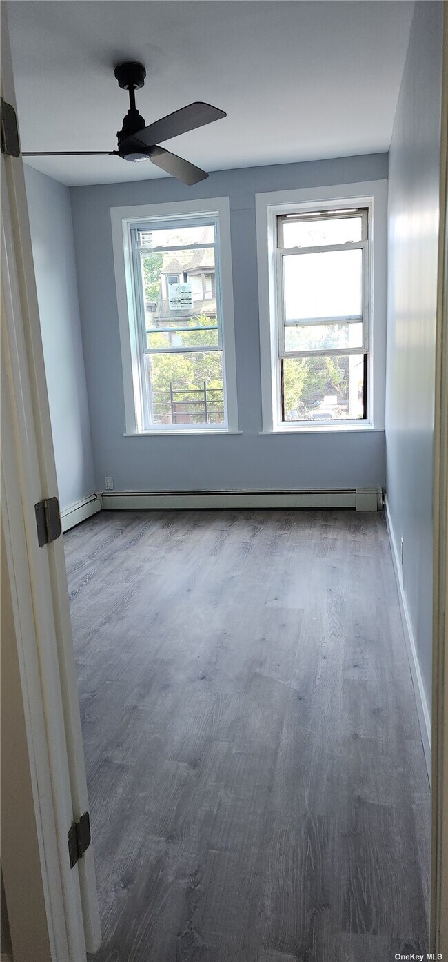 Foto del edificio - 231 Martense St