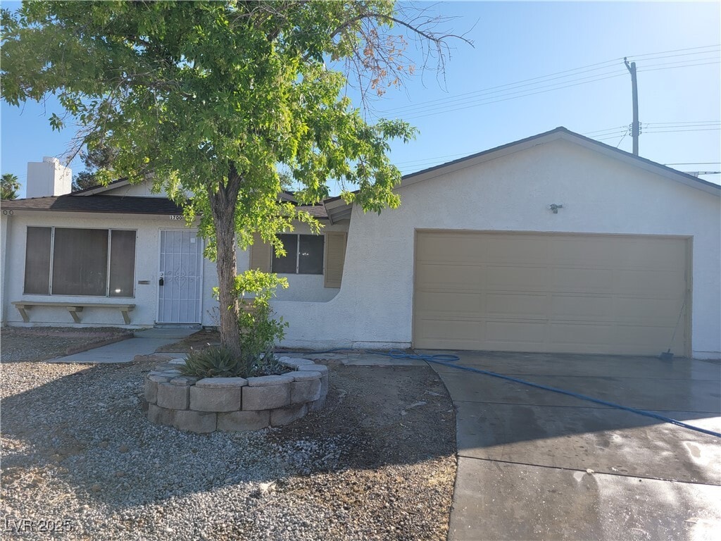 Primary Photo - 1700 N Timber Ln