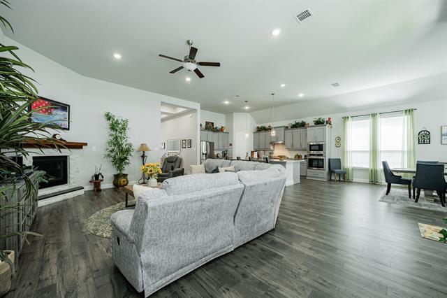 Building Photo - 4130 Yellow Jasmine Ln