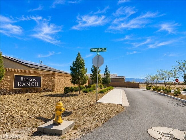 Building Photo - 3575 E Wallowa Dr