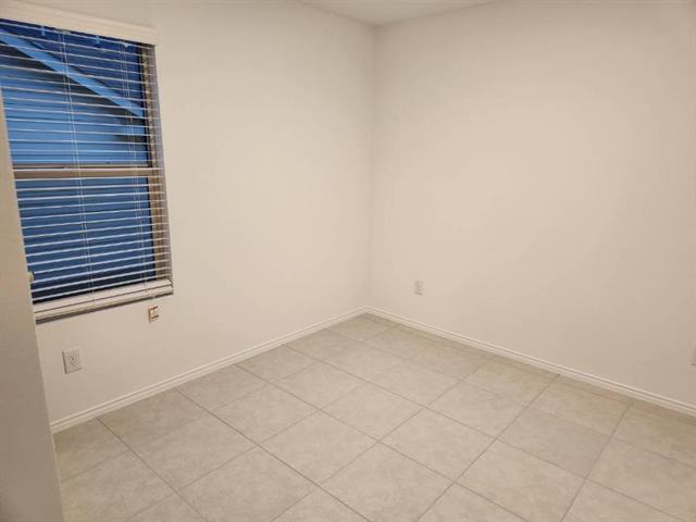 Foto del edificio - 341 Dry Cyn Wy