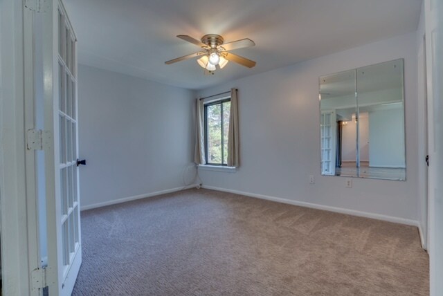 Foto del edificio - 2860 Dover Ln