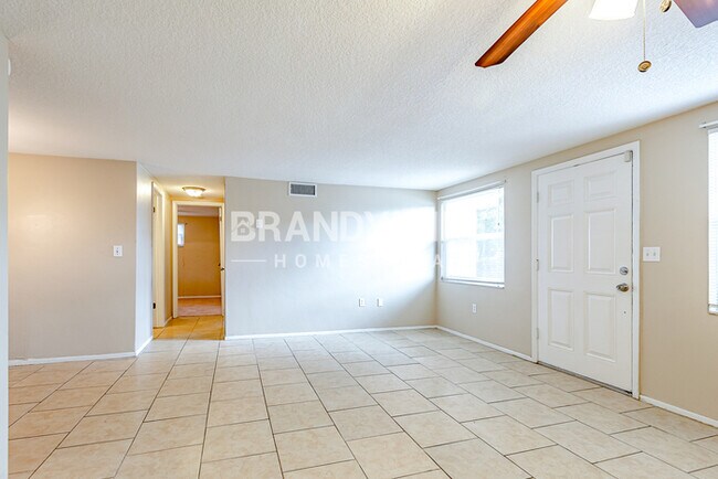 Building Photo - 7613 Christina Ln
