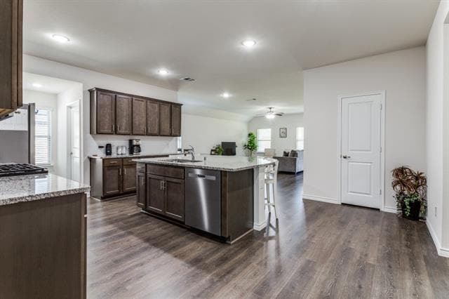 Building Photo - 603 Calm Springs Dr