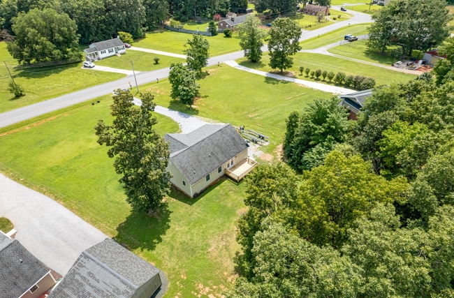 Building Photo - 3 Bedroom || 2 Bathroom Home in Madison He...