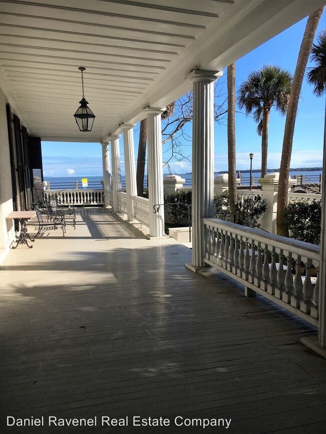 Foto del edificio - 1 br, 1.5 bath House - 1 East Battery