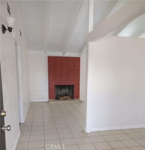 Foto del edificio - 1024 N Orange Blossom Ave