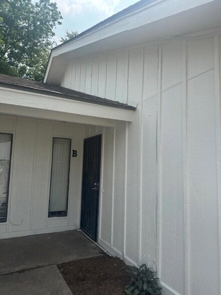 Building Photo - 5409 Purple Sage Dr