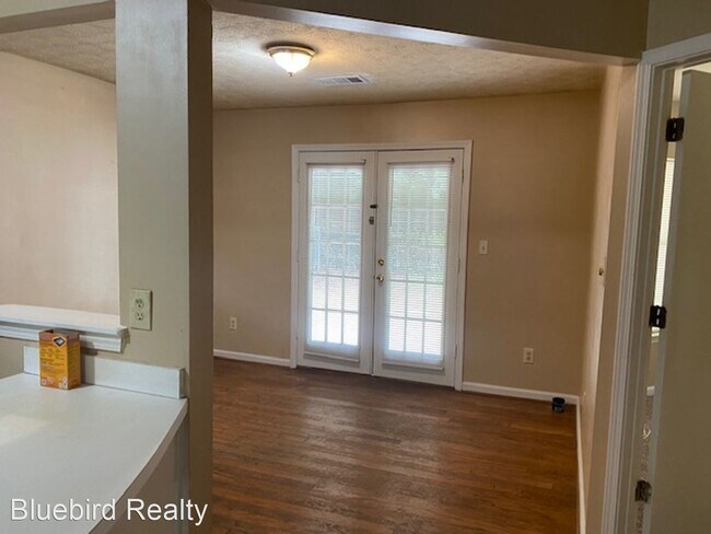 Foto del edificio - 2 br, 1 bath House - 130 N. Main Dr.