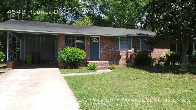 Foto principal - Cozy Home in Eastway Park! Apply Now!